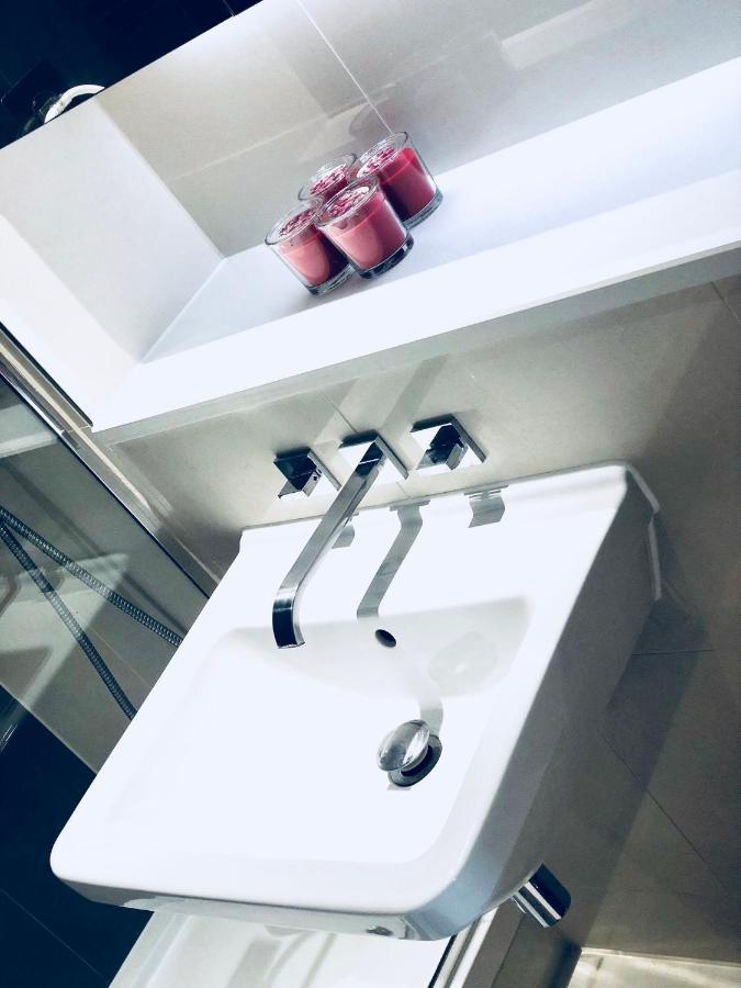 Ultra Modern Room ลอนดอน ภายนอก รูปภาพ